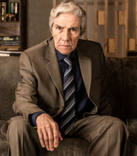 Claudio CavalcantiApós fazer uma cirurgia na coluna, Cavalcanti teve complicações e faleceu aos 73 anos. Ele ainda estava no ar com a série Sessão de Terapia, dirigida por Selton Mello. O ator também participou de novelas como Irmãos Coragem (1970), A Viagem (1994) e Dona Xepa (2013). Além disso, atuou na minissérie Chiquinha Gonzaga (1999)