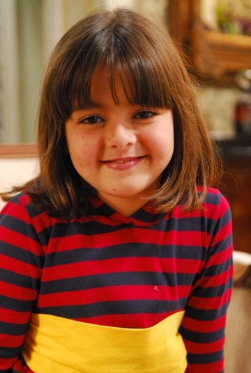A atriz prodígio estreou na TV aos 6 anos de idade, mas foi aos 9 que ela explodiu como Rafaela, filha da personagem de Giovanna Antonelli, em Viver a Vida, da Globo