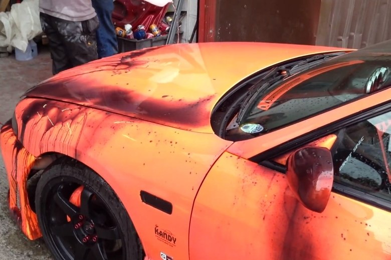 Outra dúvida fica sobre a questão da reparação: será que é fácil consertar um ralado nessa pintura topo de linha?Saiba tudo sobre carros! Acesse www.r7.com/carros