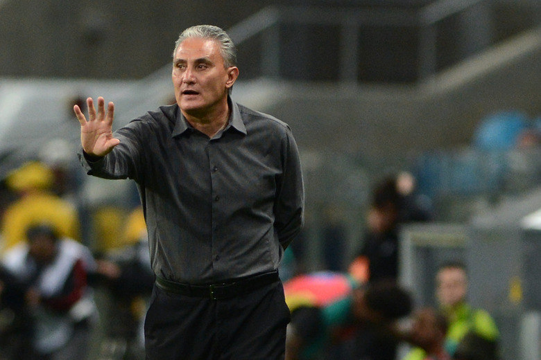 Tite iniciou sua segunda passagem pelo Corinthians em 2010. Desde então,
 o treinador conquistou o títulos do Paulistão (2013), Brasileirão 
(2011), Recopa Sul-americana (2013), Copa Libertadores (2012) e Mundial 
de Clubes (2012)