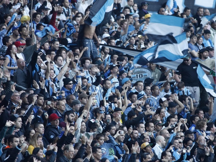 1 - GrêmioDentre todos os gremistas entrevistados, 22,5% deles se disseram fanáticos pelo Tricolor Gaúcho e apenas 7,6 % demonstraram indiferença