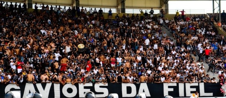 Justiça libera integrantes da Gaviões que invadiram o CT do Corinthians