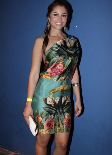 

O gastroenterologista explicou que nas últimas duas décadas as
possibilidades de tratamento com sucesso aumentaram. 

Segundo Paraná, o tratamento para o câncer no fígado será
diferente dependendo do estágio e do tamanho do tumor.&nbsp;— Se é pequeno e está na fase inicial é cirúrgico, se o
tumor não é tão pequeno e está restrito a uma área do fígado, pode ser feito por transplante,
se é grande e ultrapassou 5 cm, o &nbsp;paciente
não pode fazer transplante, terá que fazer radiofrequência. 

Como o fígado é um órgão que se regenera, no caso de Maria,
a tendência é que ela volte a ter uma vida normal

