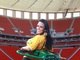 A modelo e nova Musa do Brasiliense, Rita Christina Camargo, fez um ensaio fotográfico nu dentro do Estádio Nacional Mané Garrincha em Brasília. Com um cartaz, ela dizia ser 'musa padrão Fifa'. Só que, em julho, ela foi presa acusada de participar de um golpe a uma agência bancária do DF