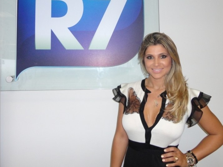 Dani já visitou o R7 e fez muito sucesso