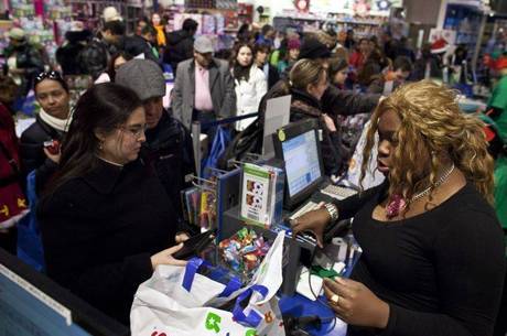 Após as compras, consumidores querem concorrer a carros
