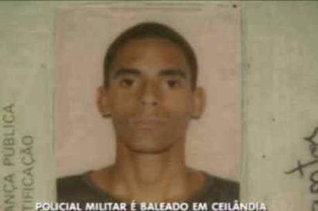 Gustavo Souza Santos, de 36 anos, foi preso dentro de casa e tem três passagens na polícia por assalto