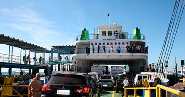 Ferry boat tem movimento intenso neste sábado (17) - R7