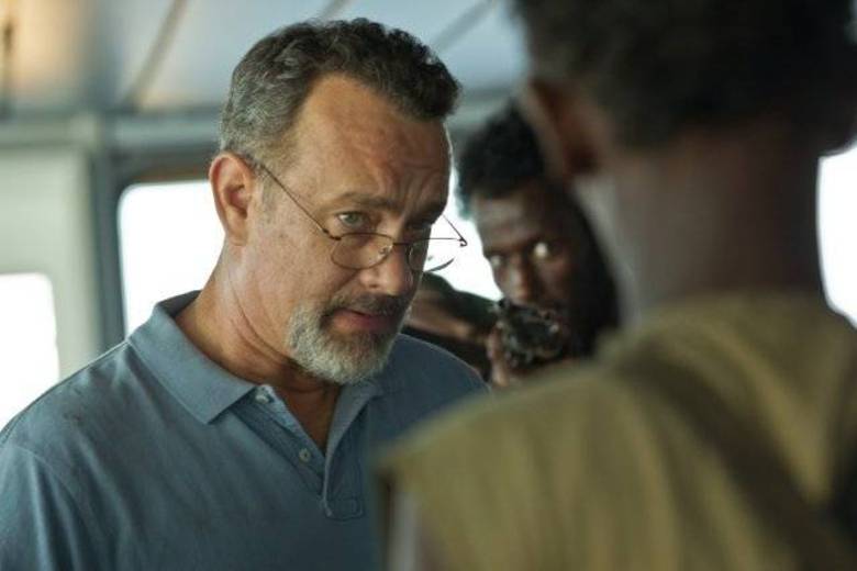 Tom HanksO protagonista de Capitão Phillips já ganhou dois Oscars de Melhor Ator por Filadélfia e Forrest Gump, em 1994 e 1995. A interpretação dele no tenso filme sobre um sequestro marítimo é realista e dramática. Como não leva o prêmio há quase 20 anos, ele tem grandes chances de faturar na mesma categoria Tom HanksO protagonista de Capitão Phillips já ganhou dois Oscars de Melhor Ator por Filadélfia e Forrest Gump, em 1994 e 1995. A interpretação dele no tenso filme sobre um sequestro marítimo é realista e dramática. Como não leva o prêmio há quase 20 anos, ele tem grandes chances de faturar na mesma categoria