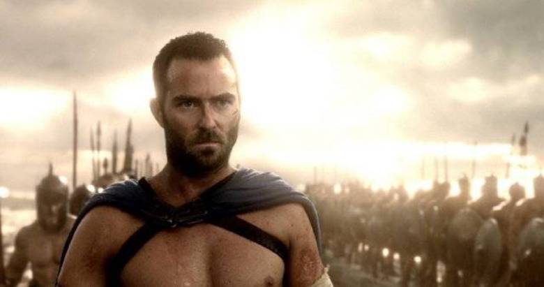 300 — A Ascensão do
Império é outro filme bastante esperado e estreia em 7 de março. O longa mostrará
as batalhas de Xerxes, e Rodrigo Santoro vai voltar a interpretar o rei persa 300 — A Ascensão do
Império é outro filme bastante esperado e estreia em 7 de março. O longa mostrará
as batalhas de Xerxes, e Rodrigo Santoro vai voltar a interpretar o rei persa