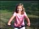 

A pequena Ella Murpy, 11 anos de idade, sofre de dores
agonizantes em todo o corpo quando alguém toca seu corpo. Ela sofre de uma
doença rara chamada transtorno de dor complexa regional

Emocionante: Pai de bebê de 680 g registra luta do filho pela vida