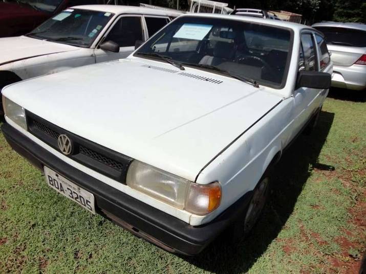 Também disponível apenas para pessoas jurídicas, o lote de
número seis, dispõe de um Chevrolet Monza, dois Volkswagen Gol (modelo quadrado) e um Volkswagen 
Santana, O pacote completo com os quatro automóveis está na página da
receita pelo preço mínimo de R$ 6.500