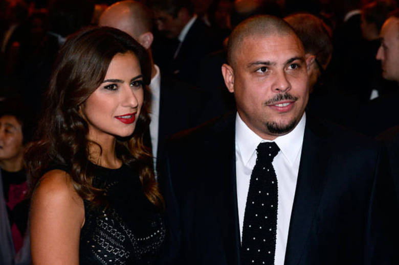 Paula Morais, noiva de Ronaldo Fenômeno, também marcou presença na festa de gala em Zurique, na Suíça