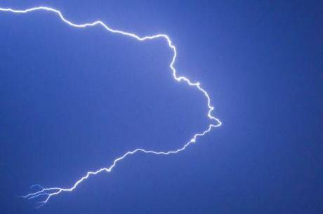 Tempestades dessa estação chuvosa já atingiram militares em treinamento e mataram pai e filho em condomínio