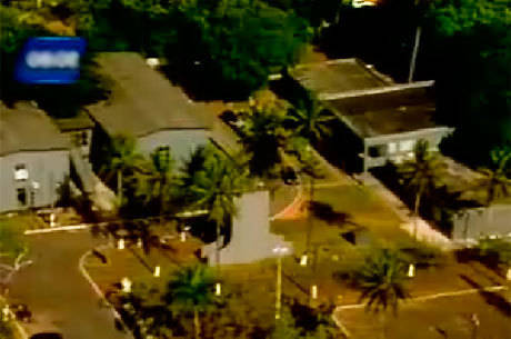 Os 13 policiais militares foram presos em cumprimento de um mandado de prisão preventiva