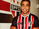 Compatriota de Martin Silva, o lateral Alvaro Pereira é o novo reforço do São Paulo para o lado esquerdo. O jogador estava na Inter de Milão, da Itália, e engrossa a lista de ídolos celestes no Morumbi