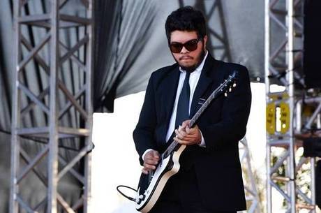 Segundo Victor, a música não será incluída nos shows de sua banda