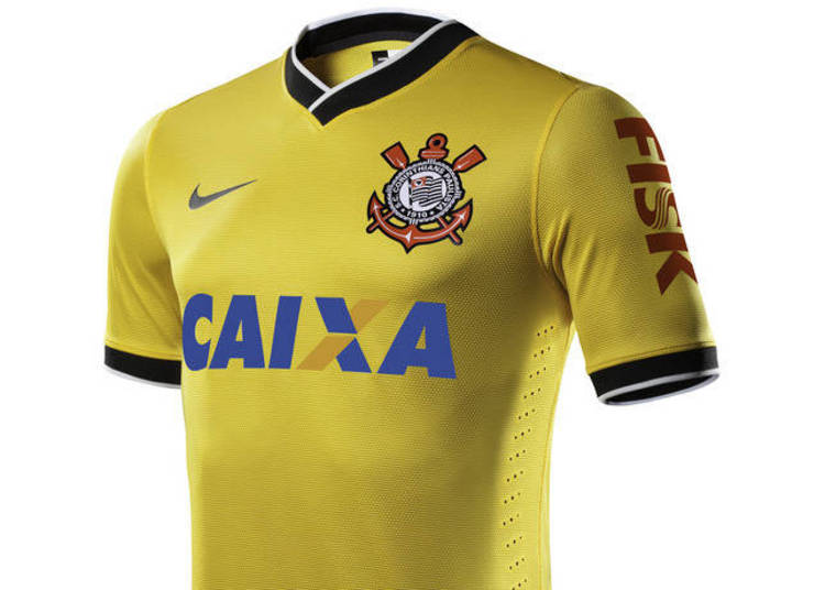 As camisas de Corinthians, Inter e Bahia são as que mais puxam para o amarelo. Os detalhes das cores oficiais de cada clube ficaram nas golas e nas mangas