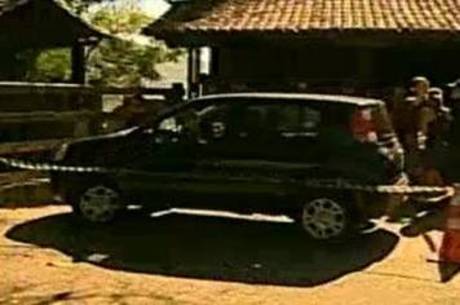 Ferreira foi morto quando colocava o filho dentro do carro