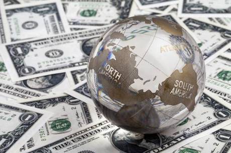 Valorização do dólar foi determinado pelos receios com a economia da China