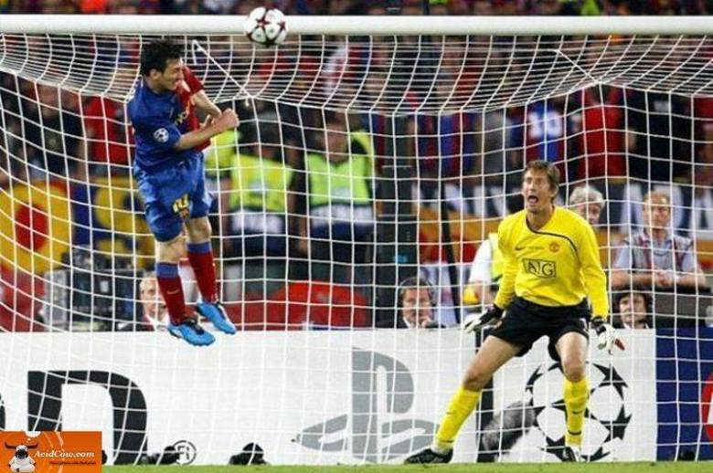 A cara do goleiro meio que já dá a entender que vai sair gol A cara do goleiro meio que já dá a entender que vai sair gol