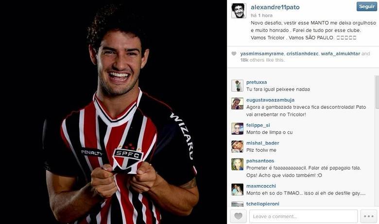 Logo depois, em sua página do Instagram,
Pato postou uma imagem vestindo a camisa de seu novo clube. “Novo desafio,
vestir esse MANTO me deixa orgulhoso e muito honrado. Farei de tudo por esse
clube. Vamos Tricolor. Vamos SÃO PAULO”, escreveu