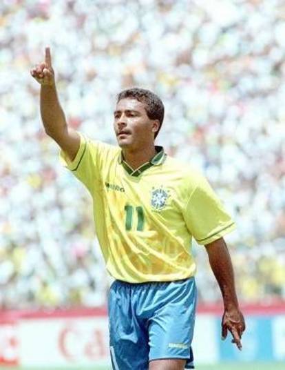 Sexo é sempre um assunto que rende polêmicas em Copa do Mundo. Com muitos técnicos querem concentração total, alguns jogadores precisam dar suas 'escapadinhas' e esse foi o caso de Romário na Copa de 1994.Destaque na campanha do tetracampeonato, o Baixinho já revelou que deu suas fugidinhas, mas 'que ninguém viu, nem ele'