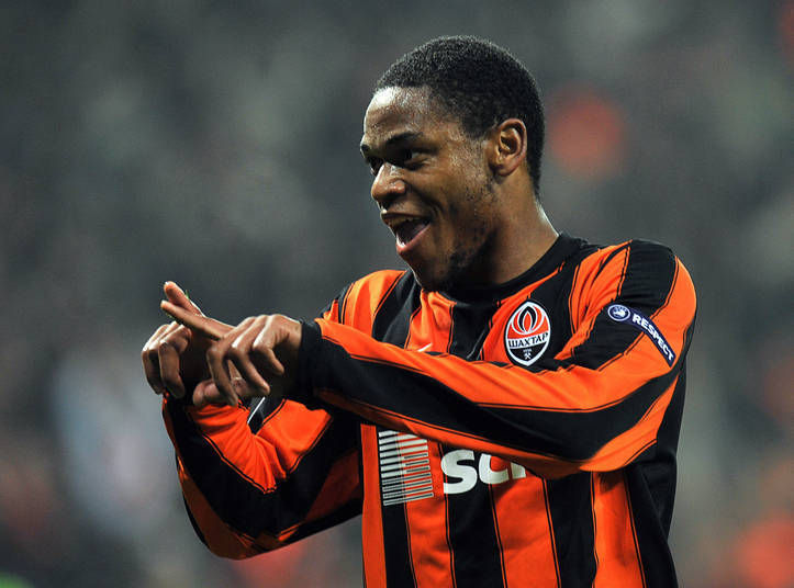Revelado pelo Internacional, o brasileiro Luiz Adriano está no Shakhtar desde 2007 e nunca havia passado pela situação que o país vive