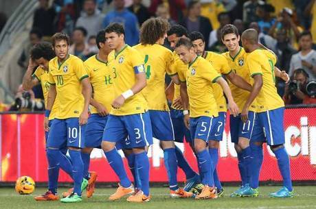[Copa 2014] Seleção chega inteira e começa preparação para Copa com exames físicos