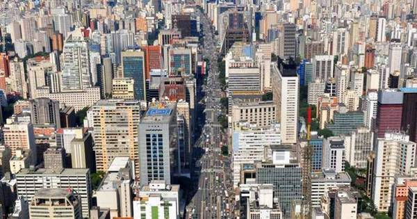 Após duas altas, venda e aluguel de imóvel recuam em março deste ... - R7
