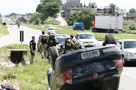 Mais de 1.800 pessoas se feriram em acidentes nas rodovias federais