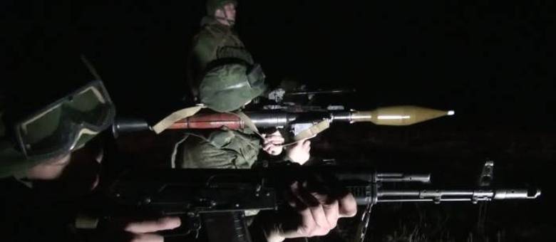 Um vídeo foi divulgado mostrando os exercícios militares organizados pelo governo russo na fronteira com a Ucrânia