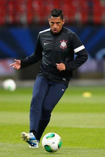 Barraco no Corinthians: Chamado de ladrão, segurança processa Ralf e ganha R$ 20 mil na Justiça