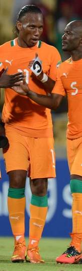 Drogba é referência na Costa do Marfim. O atacante foi o grande nome da conquista da Liga dos Campeões pelo Chelsea, em 2012. Ele tem a companhia do excelente volante Yaya Touré, mas o jogador do Galatasaray é a principal esperança de gol dos marfinenses