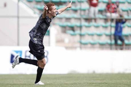 Opinião: Só isso? Ferrugem e Petros não resolvem os problemas do Corinthians