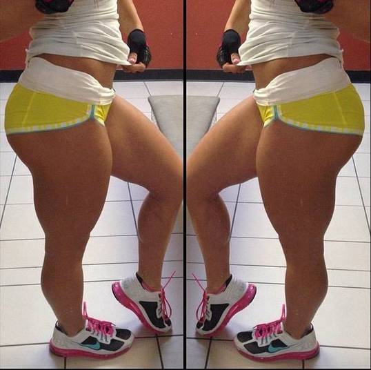 E não tem como negar que o bumbum da canadense tem potencial, não é mesmo? E não tem como negar que o bumbum da canadense tem potencial, não é mesmo?