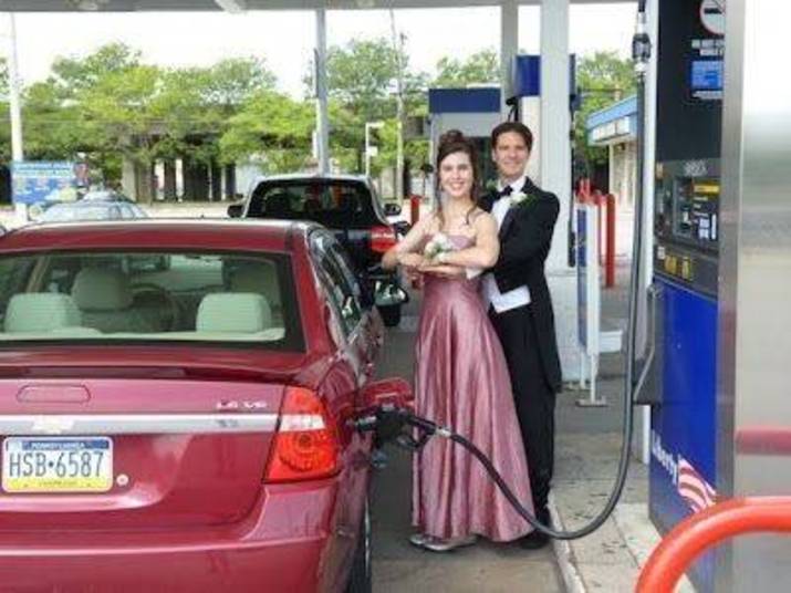 Em dia de formatura a gente faz foto em qualquer lugar Em dia de formatura a gente faz foto em qualquer lugar