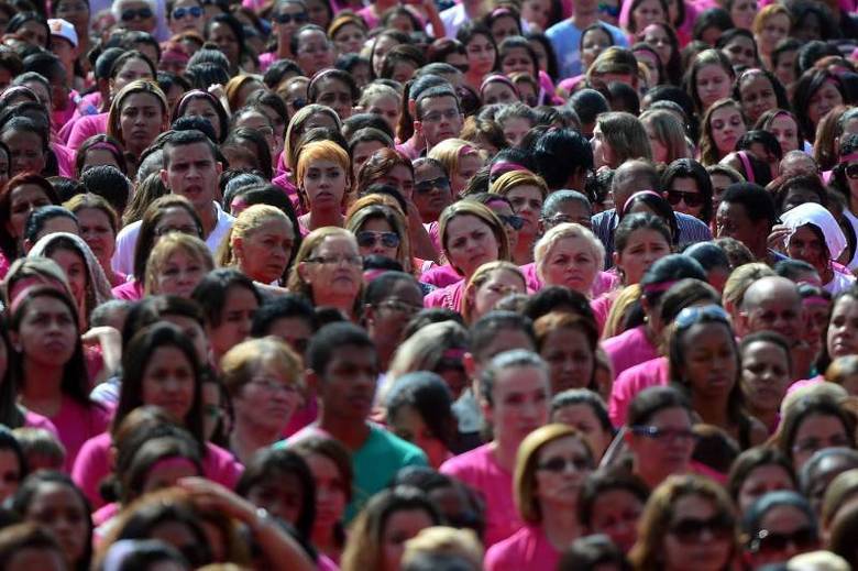 Grandes eventos realizados em quase todas as capitais do País e outras cidades do mundo marcaram, 
neste sábado (19), o Dia M, lançado pela Igreja Universal como uma nova 
data para celebrar as conquistas das mulheres e pedir o fim dos abusos 
físicos,
psicológicos e sexuais, ainda muito comuns nos dias de hoje
