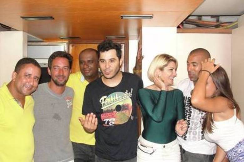 Depois de todo o período de viuvez, do marido Marcos Paulo, Antonia Fontenelle acabou se rendendo aos encantos do craque Emerson Sheik. O romance durou quatro meses e a decisão do término partiu da atriz, que alegou 'não estar pronta' para embarcar em um profundo namoro Depois de todo o período de viuvez, do marido Marcos Paulo, Antonia Fontenelle acabou se rendendo aos encantos do craque Emerson Sheik. O romance durou quatro meses e a decisão do término partiu da atriz, que alegou 'não estar pronta' para embarcar em um profundo namoro