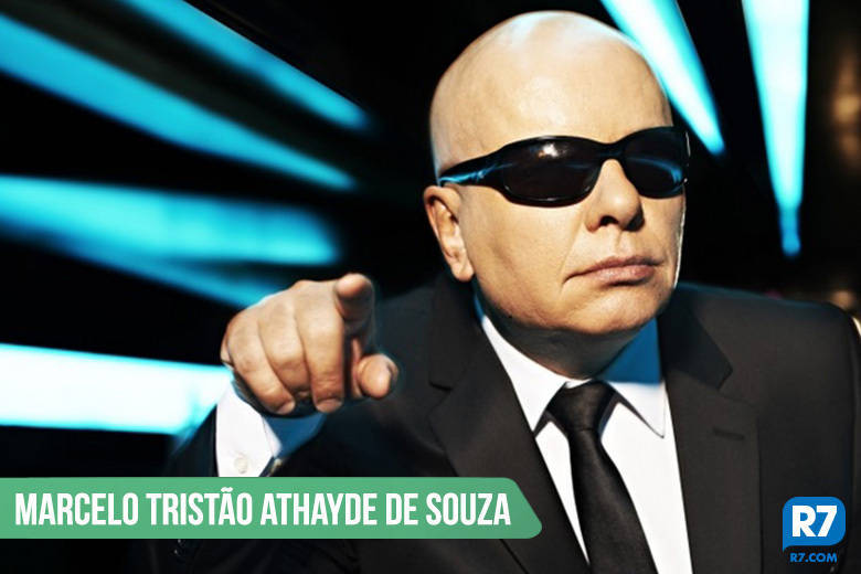 Marcelo Tas, o homem do CQC, preferiu abreviar todo seu sobrenome (Tristão Athayde de Souza) para utilizar artisticamente Marcelo Tas, o homem do CQC, preferiu abreviar todo seu sobrenome (Tristão Athayde de Souza) para utilizar artisticamente