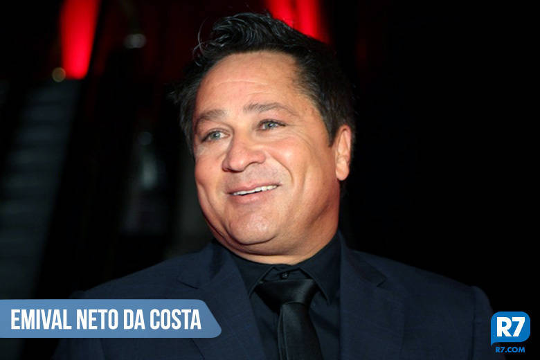 E pasmem, Emival Neto da Costa é o sertanejo Leonardo E pasmem, Emival Neto da Costa é o sertanejo Leonardo