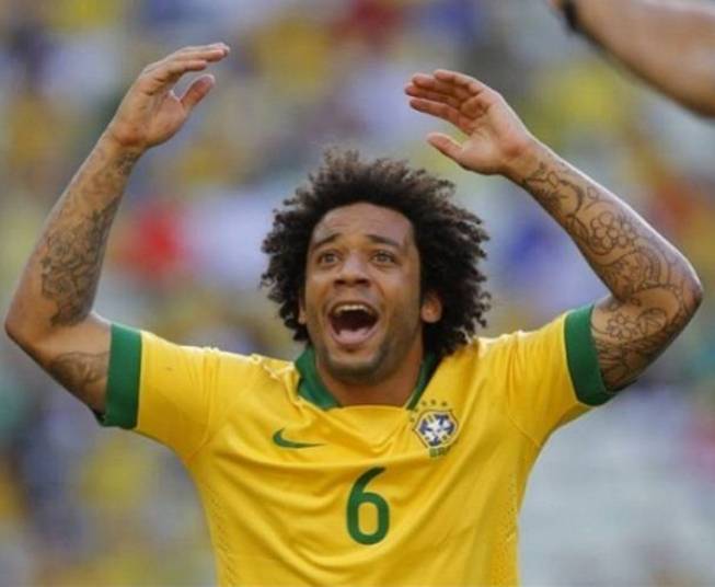 Marcelo renovou seu contrato com o Real Madrid em 2013. O novo vínculo prevê R$ 10 milhões por temporada ao jogador, cerca de R$ 830 mil por mês