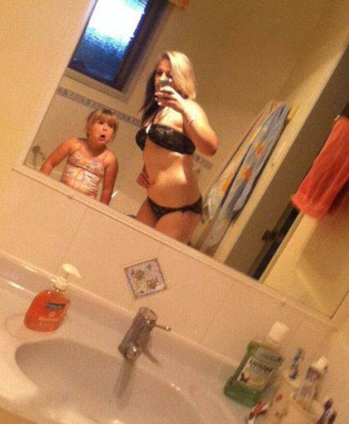 4cla5yl45z 1mq75u9620 file Mamães sensualizam em selfies muito suspeitas