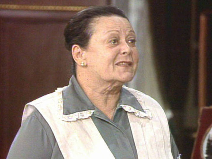 Lídia MattosA carioca famosa por seus papéis em novelas como Selva de Pedra (1972), O Bem-Amado (1973) e A Próxima Vítima (1995). Seu último trabalho na TV foi em um episódio de Os Normais, em 2001. Ela morreu em 2013 de pneumonia, aos 88 anos