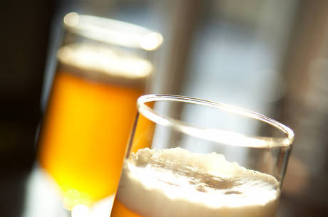 Cerveja sem álcool também tem efeito protetor