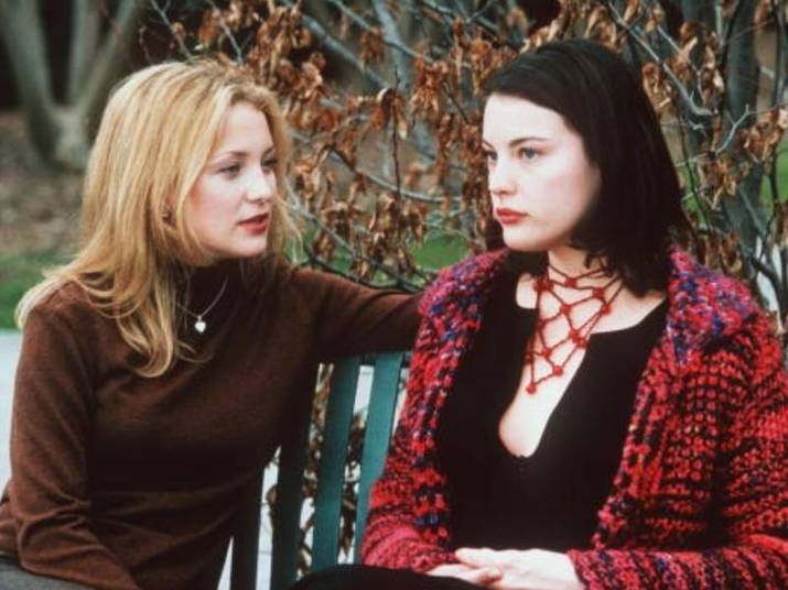 Liv Tylor e Kate Hudson Elas são melhores amigas! Como cresceram no meio artístico (Kate é filha da atriz Goldie Hawn e Liv do cantor Steve Tyler) e estudaram na mesma escola, se identificaram. Até hoje as duas circulam por aí cheias de carinho Liv Tylor e Kate Hudson Elas são melhores amigas! Como cresceram no meio artístico (Kate é filha da atriz Goldie Hawn e Liv do cantor Steve Tyler) e estudaram na mesma escola, se identificaram. Até hoje as duas circulam por aí cheias de carinho
