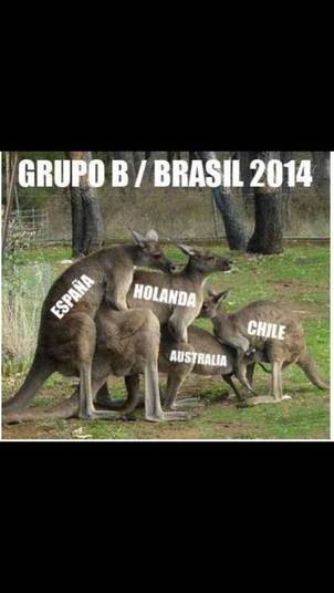 Confira na galeria a seguir os memes que mais renderam risadas nas redes sociais!Reunimos mais de 300 memes engraçados da Copa. Relembre
