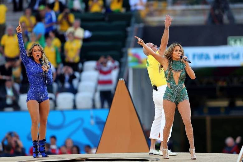 O trio fez muita festa na Arena