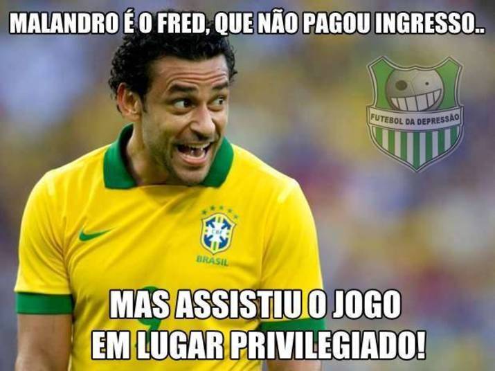 O camisa 9 quase não tocou na bola 