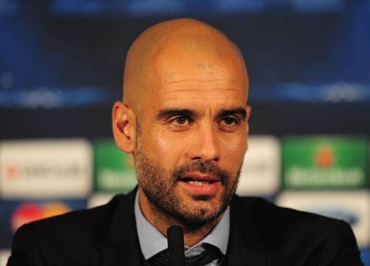 Todo mundo sempre elogiava o futebol espanhol quando ele
estava lá, agora é a vez do futebol alemão ser exaltado. Portanto, Guardiola pode
com as suas táticas e o seu estilo de jogo resgatar o futebol bonito que
consagrou o Brasil na sua história